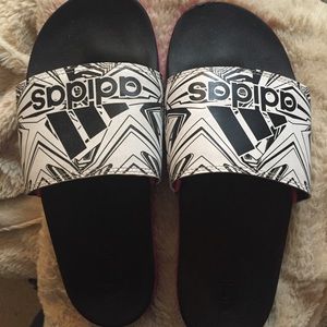 Adidas size 7 slide sandals